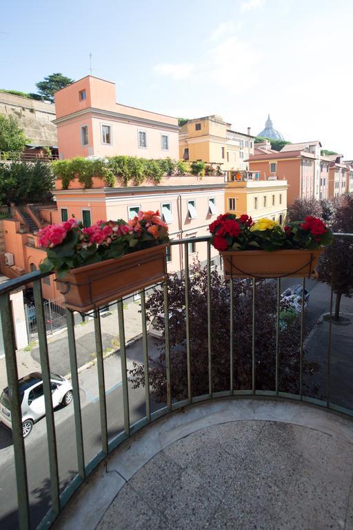 Appartamento La Finestra Su San Pietro Rome Buitenkant foto